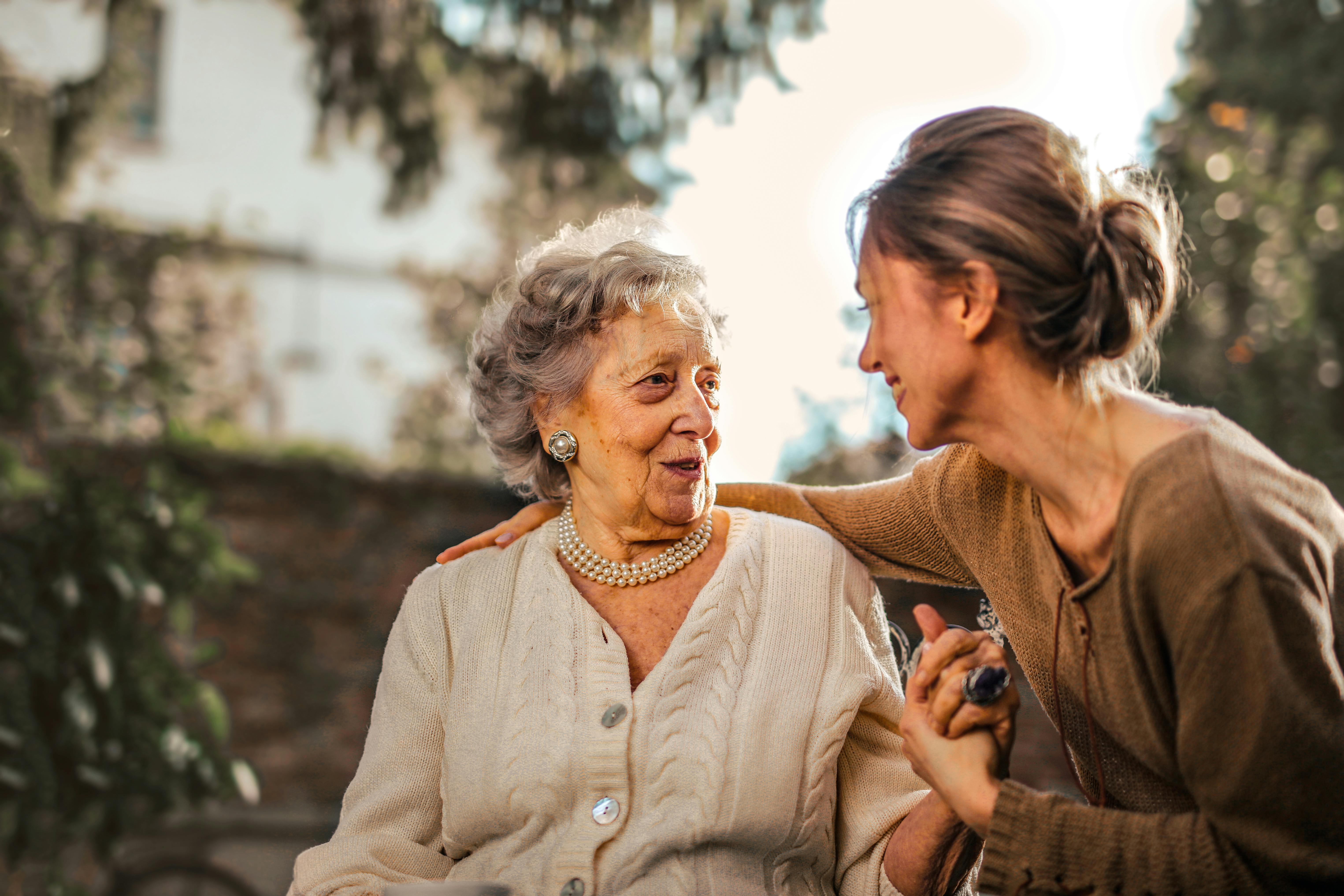Top Signs Your Loved One Could Benefit from In-Home Support Services